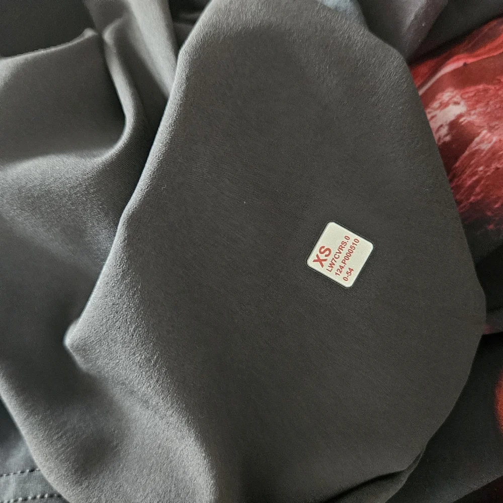 NWT RARE Lululemon Team Canada Swift High-Rise Short 6.5